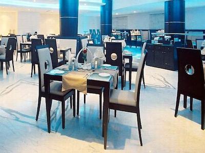 د پرسیدنت هتل جاناگار