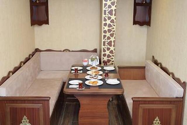 دلوکس گلدن هورن سلطان احمد هتل