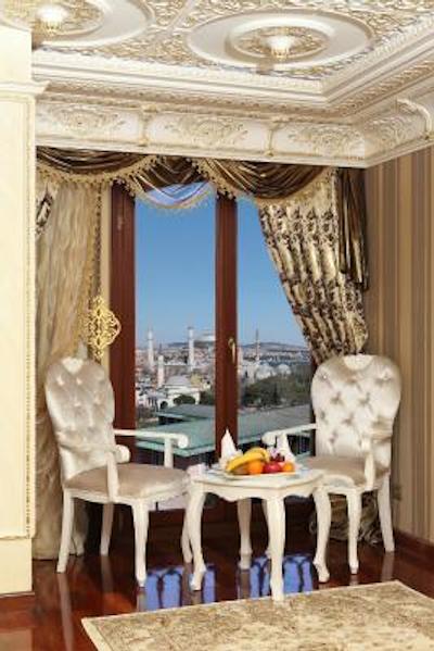 دلوکس گلدن هورن سلطان احمد هتل