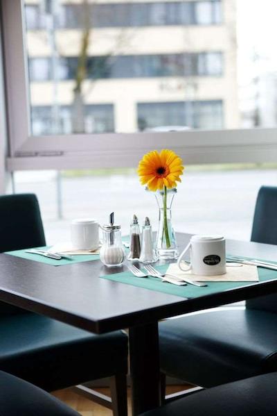 آیرپردتل برلین-ادلرشف