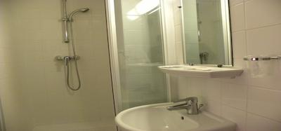 کاملیا اینترنیشنال