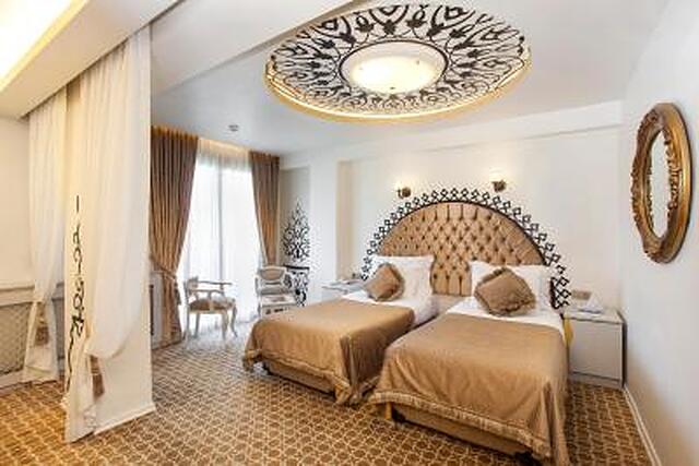 اوتامان هتل پارک-اسپشیال کتگوری
