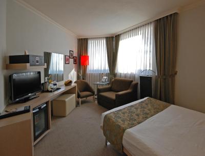 بست وسترن ارسین تکسیم هتل