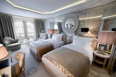 ویندهام گرند استانبول کالامیس مارینا هتل