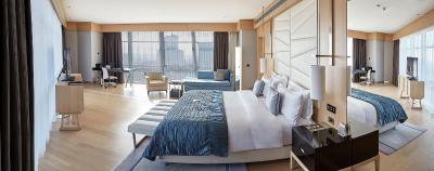 ویندهام گرند استانبول لونت