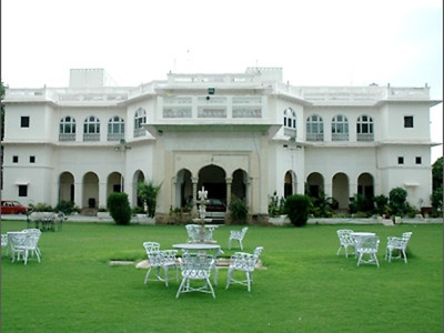 هاری محل پالاس