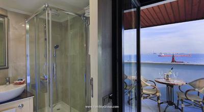 هتل هیستوریا-اسپشیال کتگوری