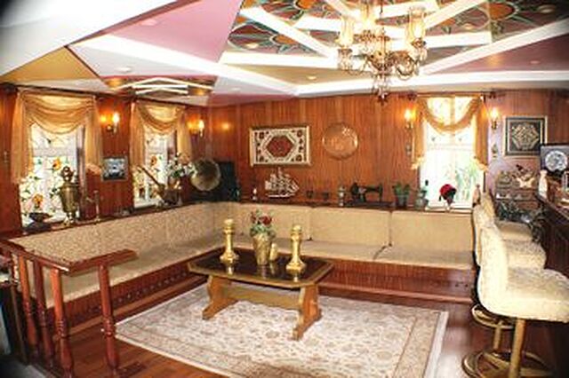 هتل هیستوریا-اسپشیال کتگوری