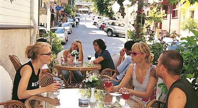 هتل هیستوریا-اسپشیال کتگوری