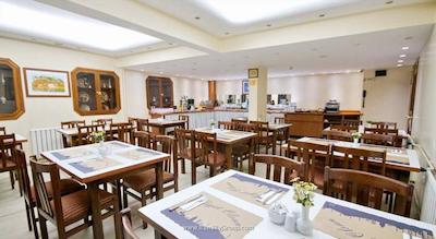 هتل هیستوریا-اسپشیال کتگوری