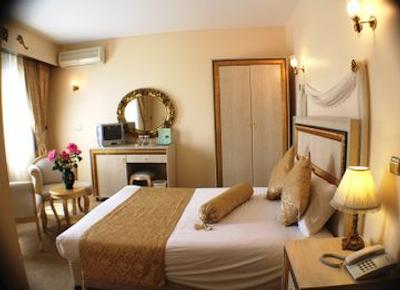 هتل هیستوریا-اسپشیال کتگوری