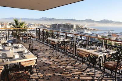 ساندز فینیسترا لز کابز