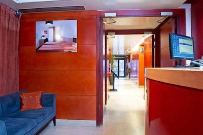 اداجیو اکسز پاریز تیلسیت چامپز-الیسیز