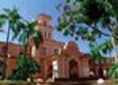 اکس هتل کاتاراتاز