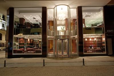 د اس ‌وی هتل تکسیم