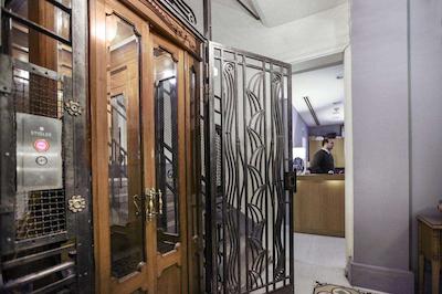 آرمادا استانبول پرا هتل