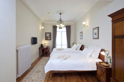 آرمادا استانبول پرا هتل