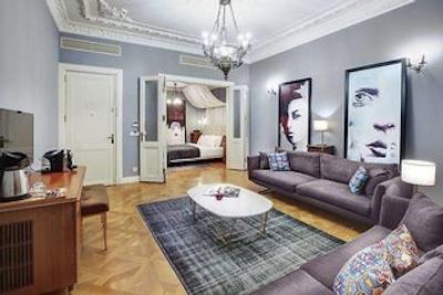 آرمادا استانبول پرا هتل