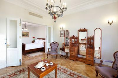 آرمادا استانبول پرا هتل