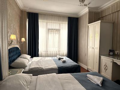 الیون هتل تکسیم