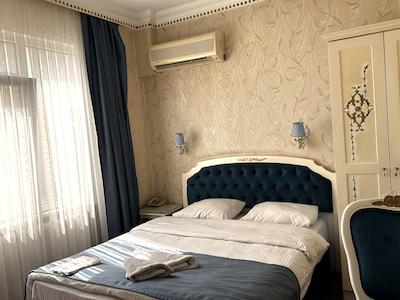 الیون هتل تکسیم