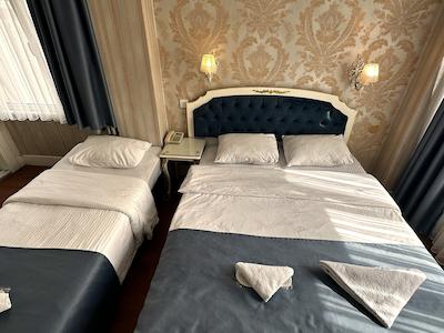 الیون هتل تکسیم