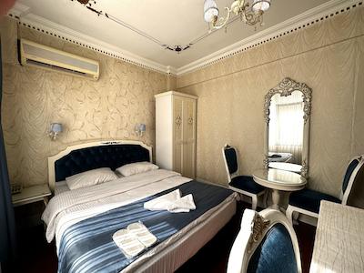 الیون هتل تکسیم