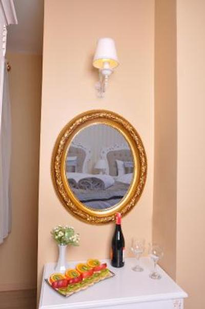 دیوان-ای علی هتل