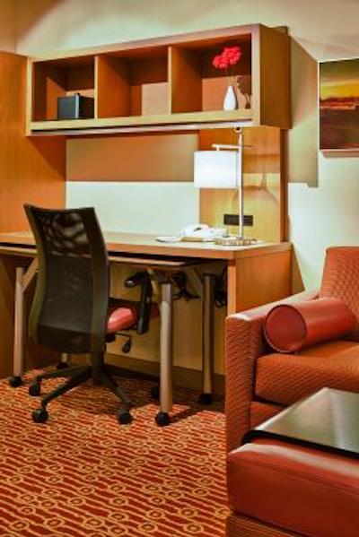 تونپلاس سویتز میسیساوگا-آیرپرت کرپرات سنتر