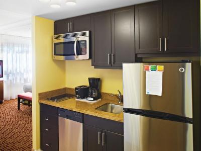 تونپلاس سویتز میسیساوگا-آیرپرت کرپرات سنتر