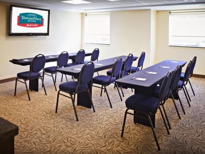 تونپلاس سویتز میسیساوگا-آیرپرت کرپرات سنتر