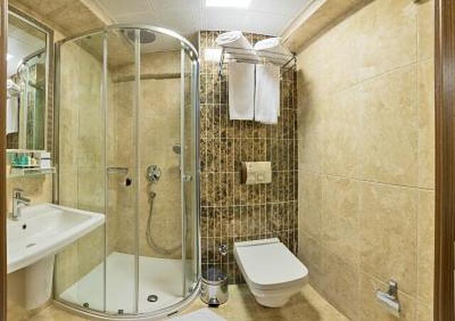 آنتئا هتل اولدسیتی