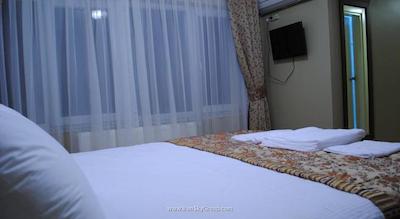 نواهس ارک هتل