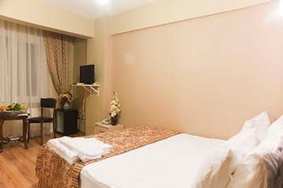 نواهس ارک هتل