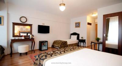 نواهس ارک هتل