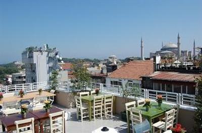 نواهس ارک هتل