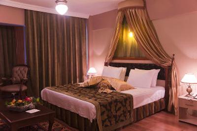 نواهس ارک هتل