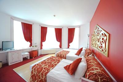 آدامار هتل-اسپشیال کتگوری