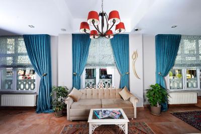 آدامار هتل-اسپشیال کتگوری