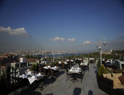 آدامار هتل-اسپشیال کتگوری