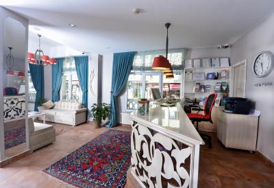 آدامار هتل-اسپشیال کتگوری