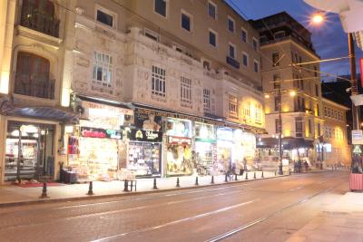 هتل بلک تولیپ