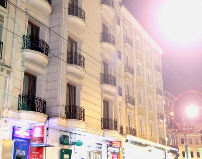 هتل بلک تولیپ