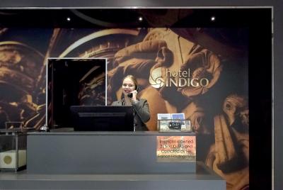 ایندیگو پاریز-اُپرا