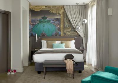 ایندیگو پاریز-اُپرا