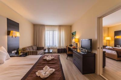 لینز گاردن هتل بوداپست