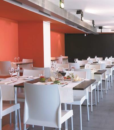 هسپریا بارسلنا فیرا سویتز