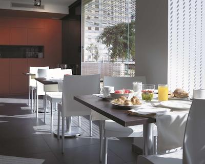 هسپریا بارسلنا فیرا سویتز