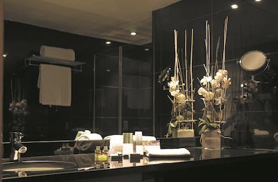 هسپریا بارسلنا فیرا سویتز