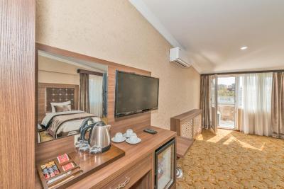 مونتاگنا هارا هتل